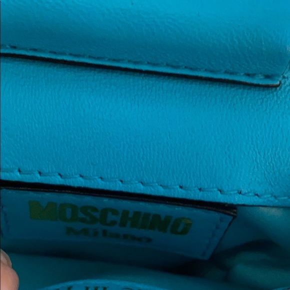 🔥Moschino Milano Tiny Bag🔥 - Picture 7 of 7